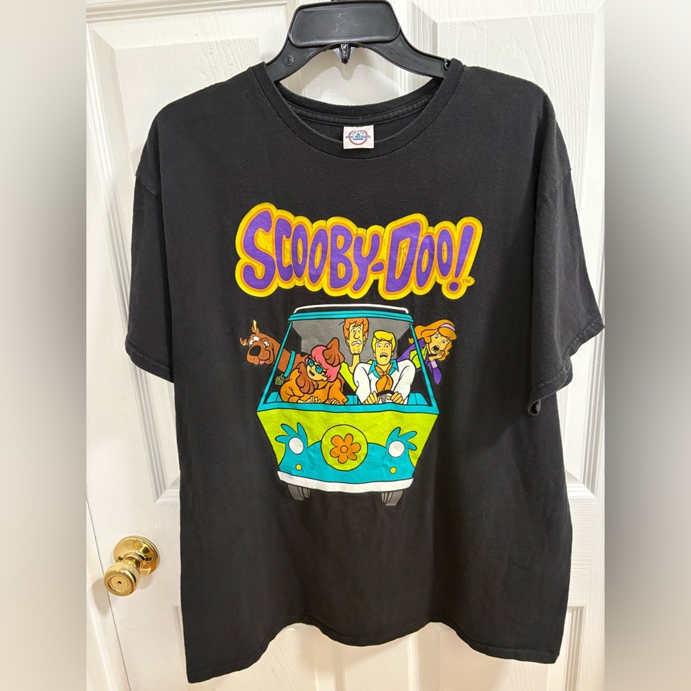 Scooby doo T-shirt, 100% pre shrunk cotton, double stitched sleeves